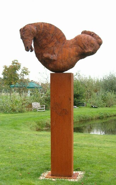 Klik hier voor het Monument voor een paard 2004!